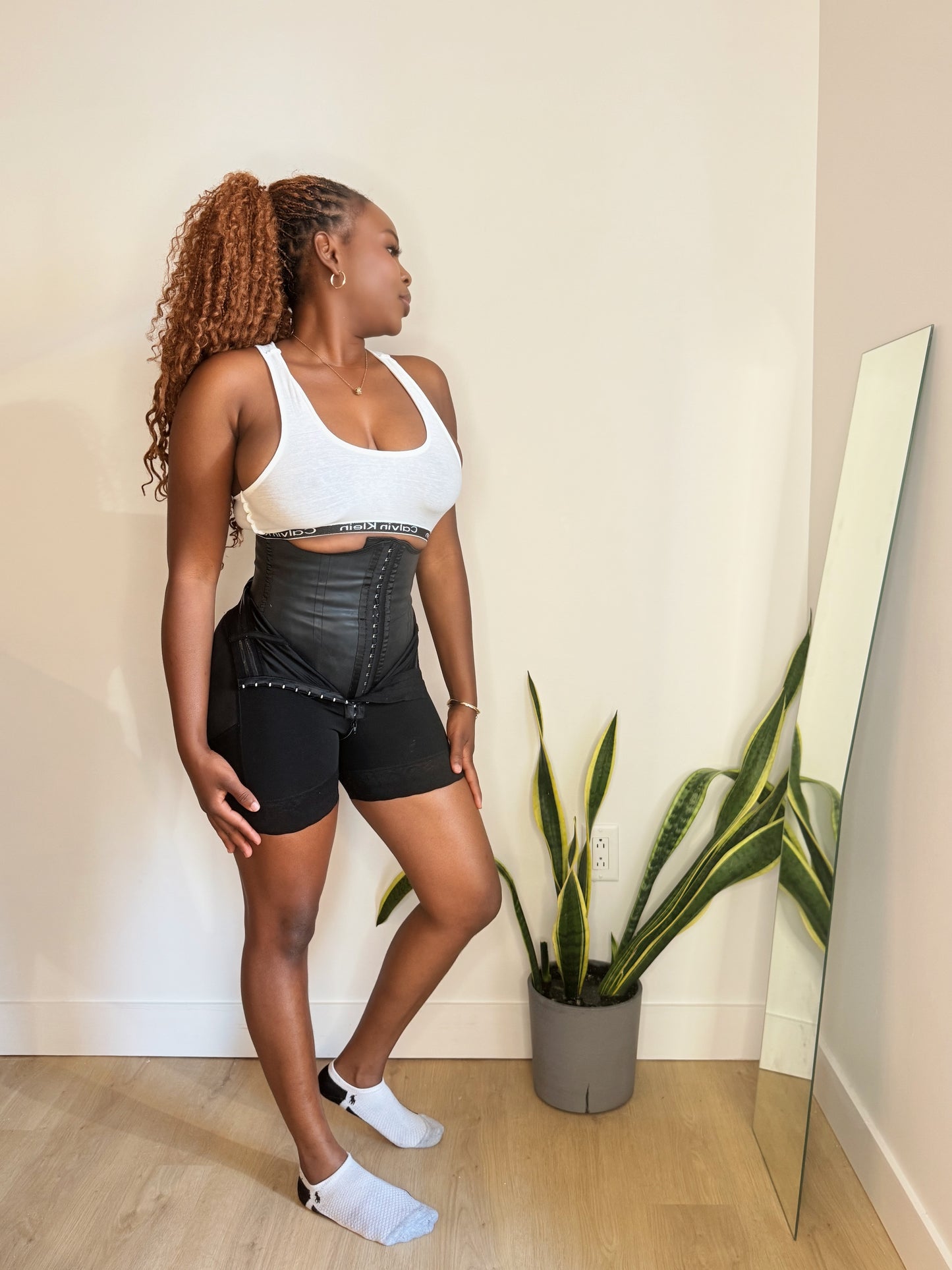 Le corset skyni